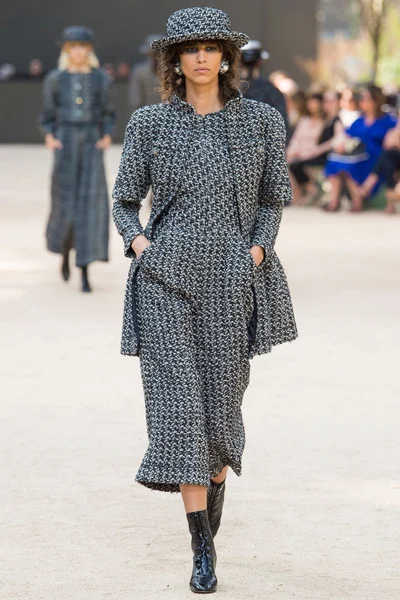Look 6